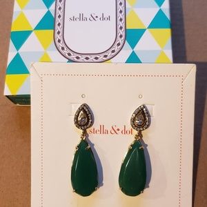 New-in-Box Stella & Dot Statement Earrings RV-$49